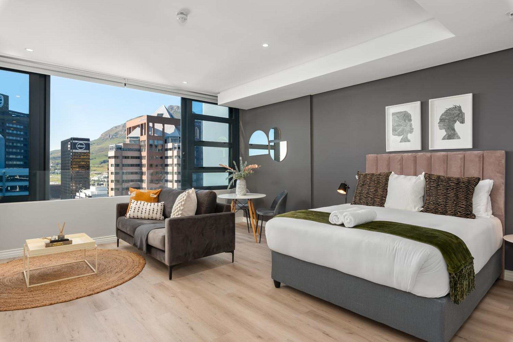 16 On Bree Apartment Cape Town